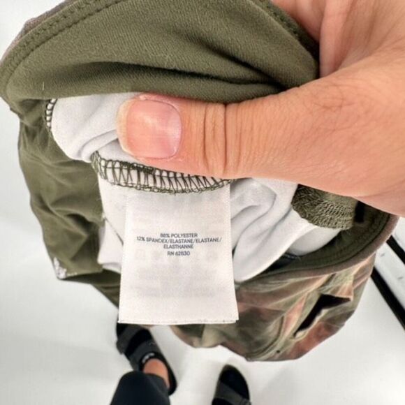 Lands' End Women's Tie Dye High-Rise Slim Flat Front Leggings Multicolor Size 1X - Picture 10 of 14